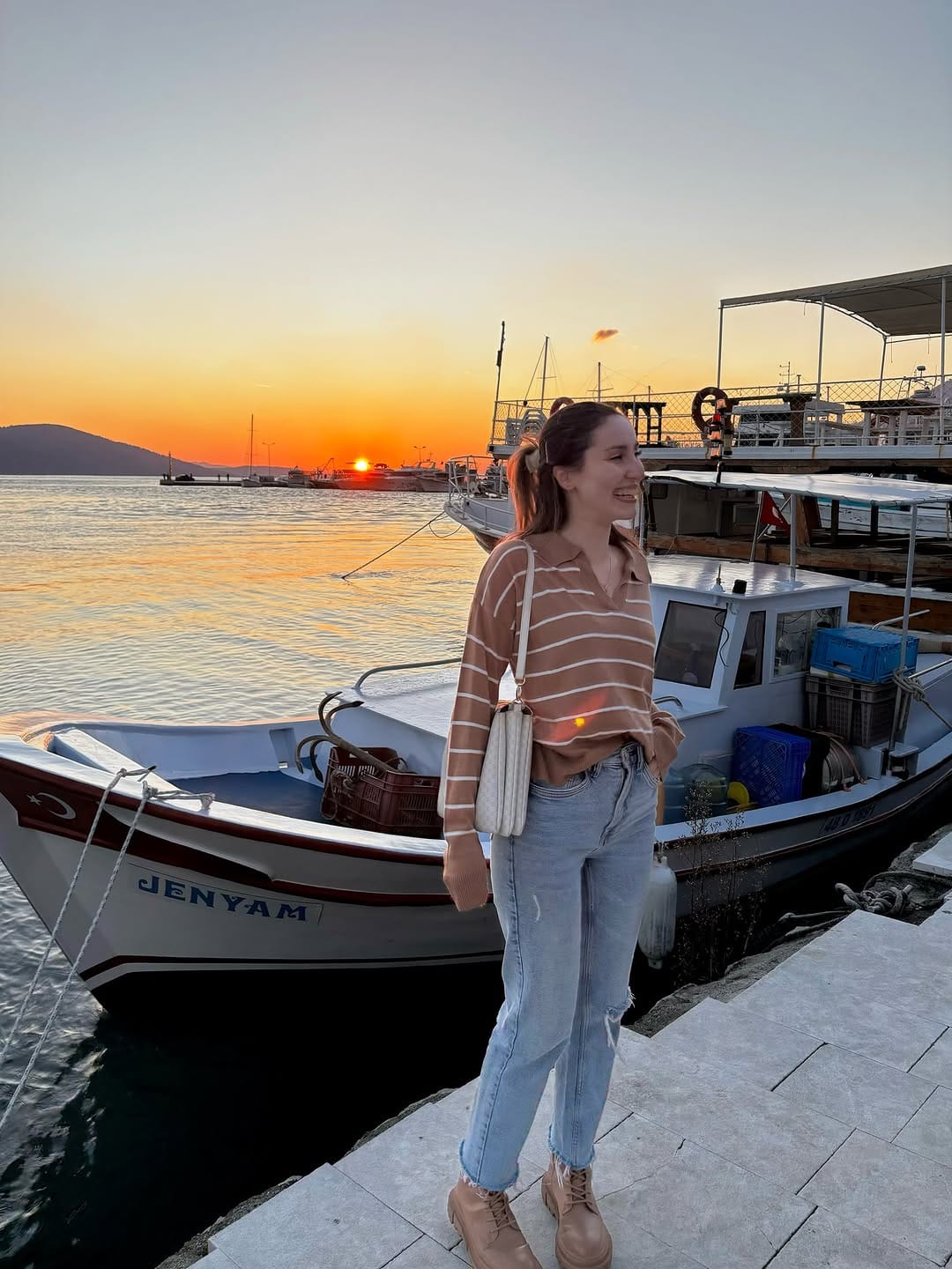 Post 4 by İzay Aygün on Instagram (carousel)