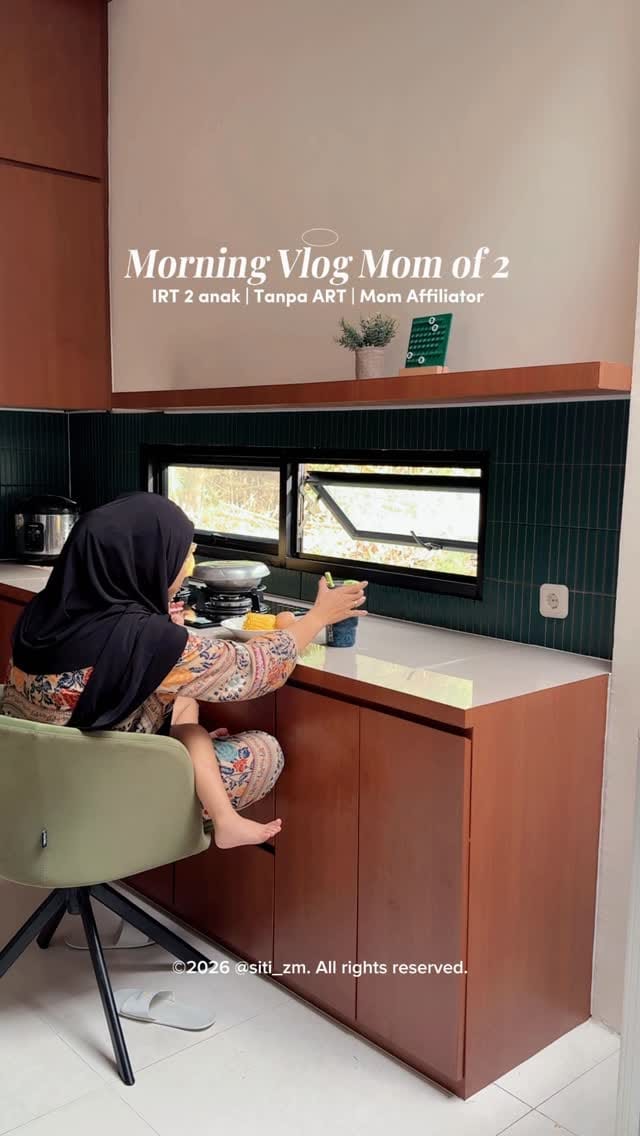 Post 3 by Siti Zakiah M II on Instagram (video)