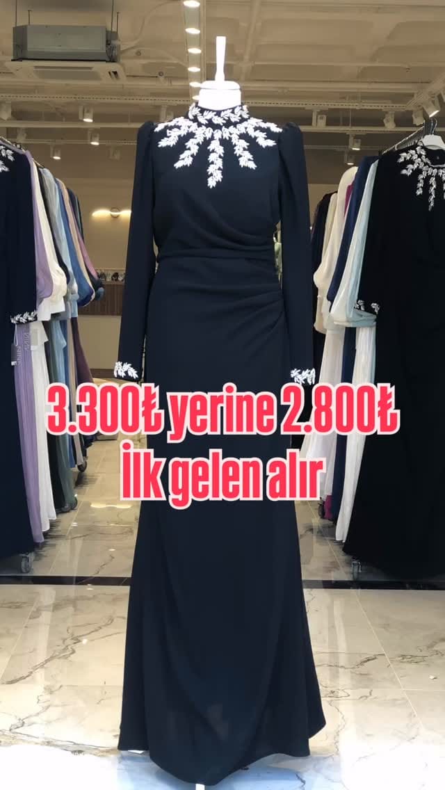 Post 9 by Tesettür Abiye Ferace on Instagram (video)