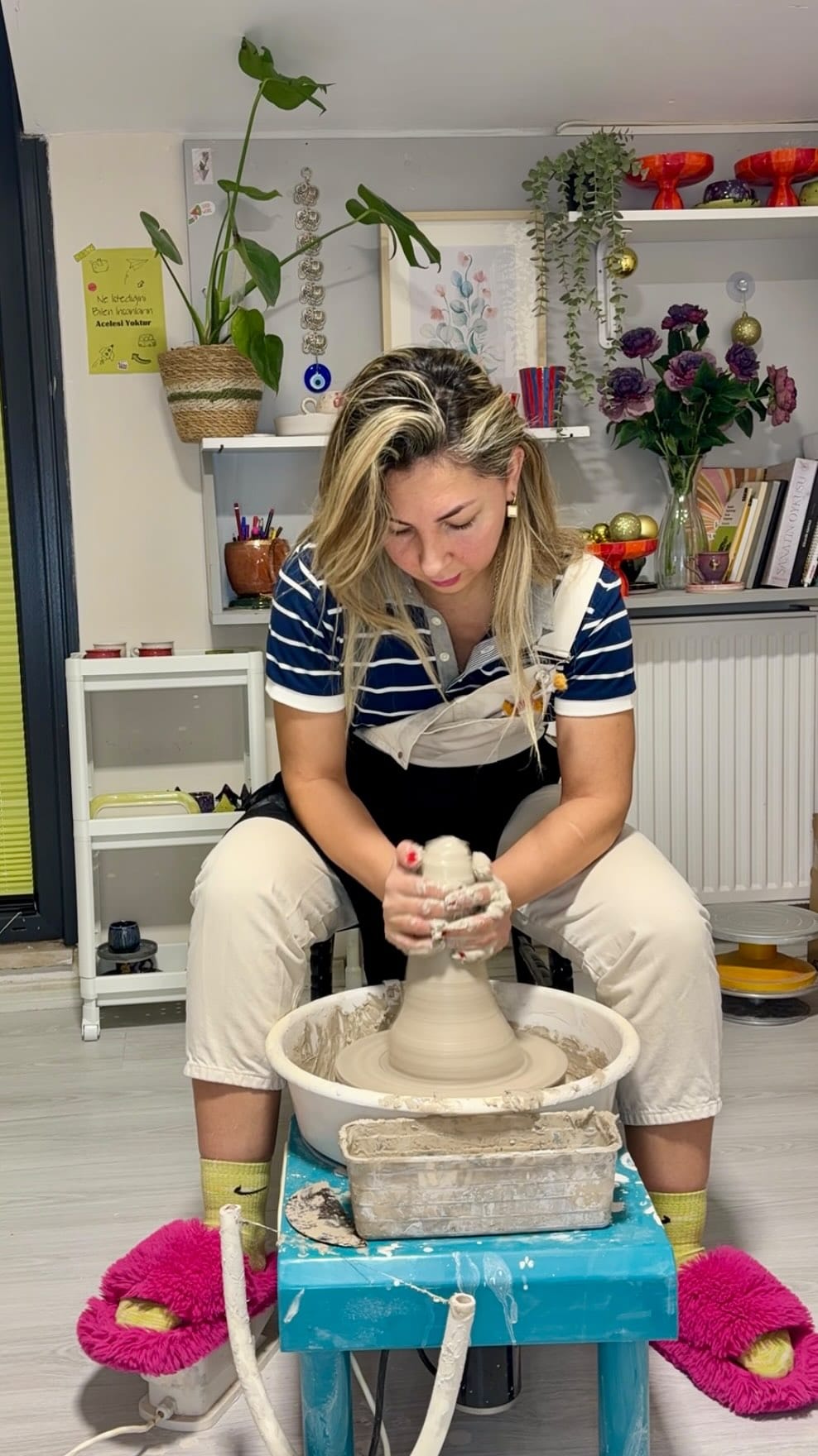 Post 6 by Kübra Öztürkavcı on Instagram (video)