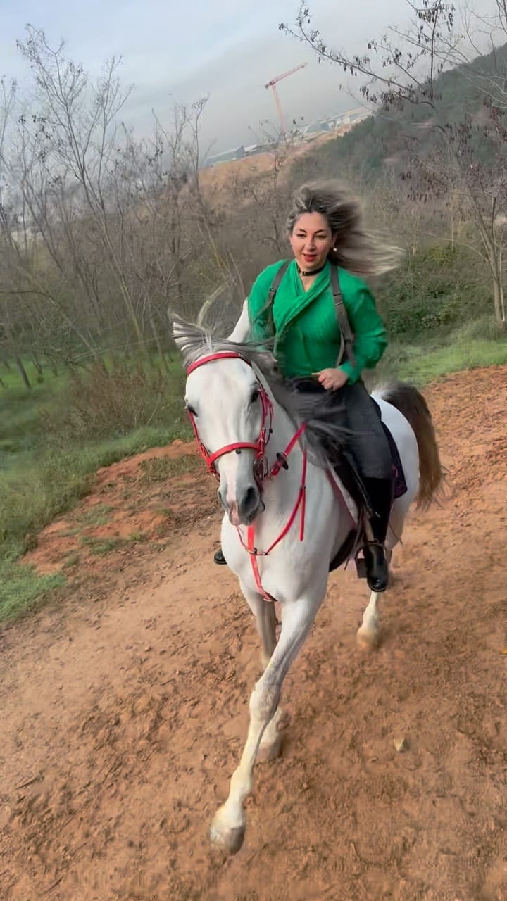 Post 1 by Kübra Öztürkavcı on Instagram (video)