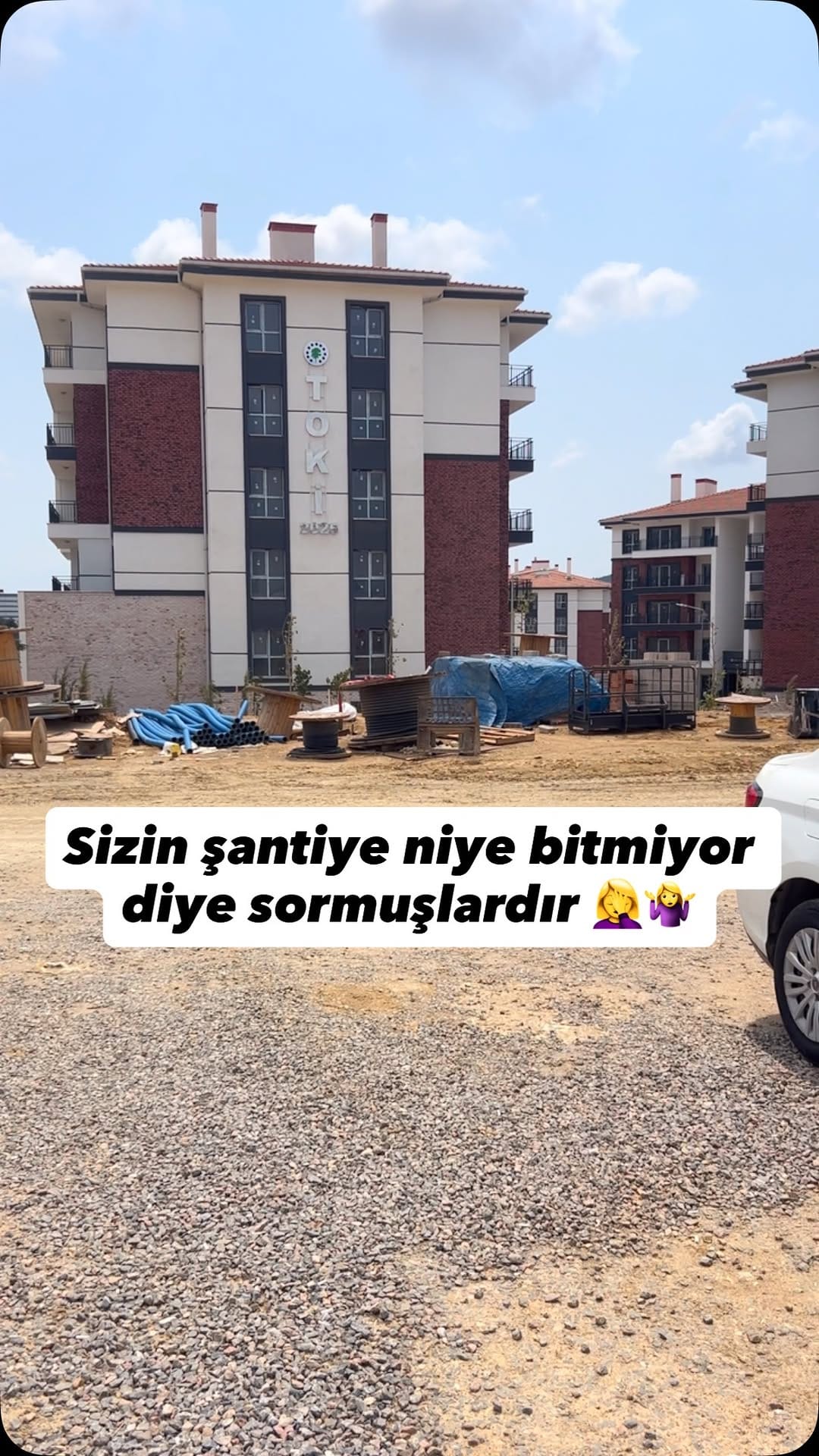 Post 3 by Aslı Arıgün on Instagram (video)