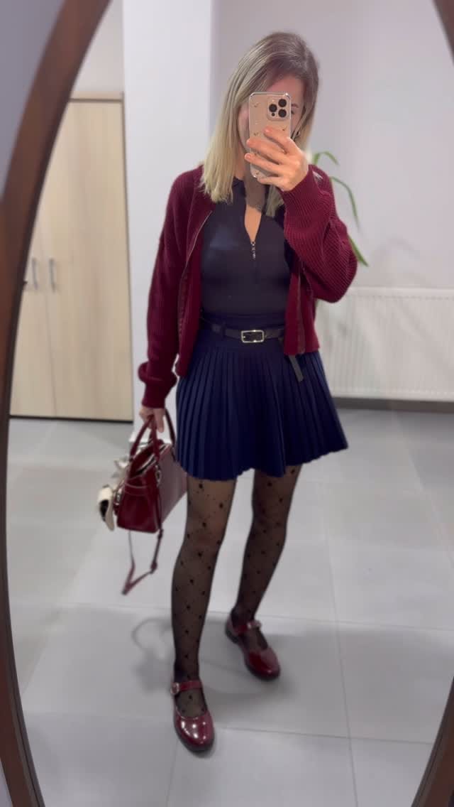 Post 2 by Duygu Sevimli on Instagram (video)