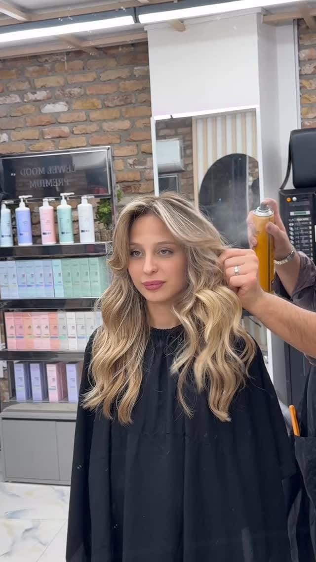 Post 10 by Mehmet can yıldırım  KUAFÖR SAÇ KAYNAK- RENKLENDİRME ® on Instagram (video)