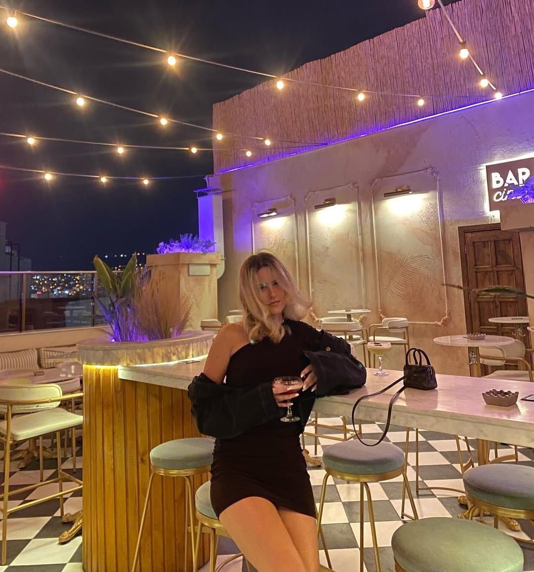 Post 9 by Yaren Beceren on Instagram (carousel)