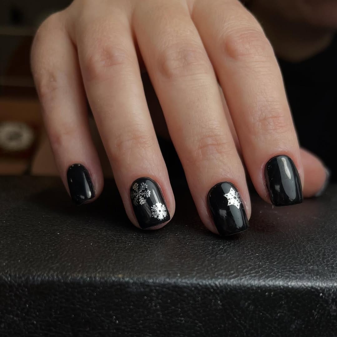 Post 3 by MASTER BEAUTY on Instagram (carousel)