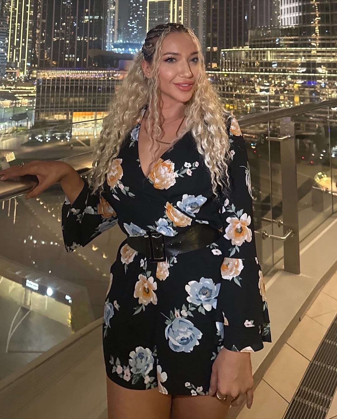 Post 9 by 𝐊ü𝐛𝐫𝐚 𝐀𝐤𝐚𝐭𝐚𝐲 𝐁𝐞𝐚𝐮𝐭𝐲 𝐀𝐞𝐬𝐭𝐡𝐞𝐭𝐢𝐜 𝐕𝐢𝐩 𝐂𝐞𝐧𝐭𝐞𝐫 on Instagram (carousel)