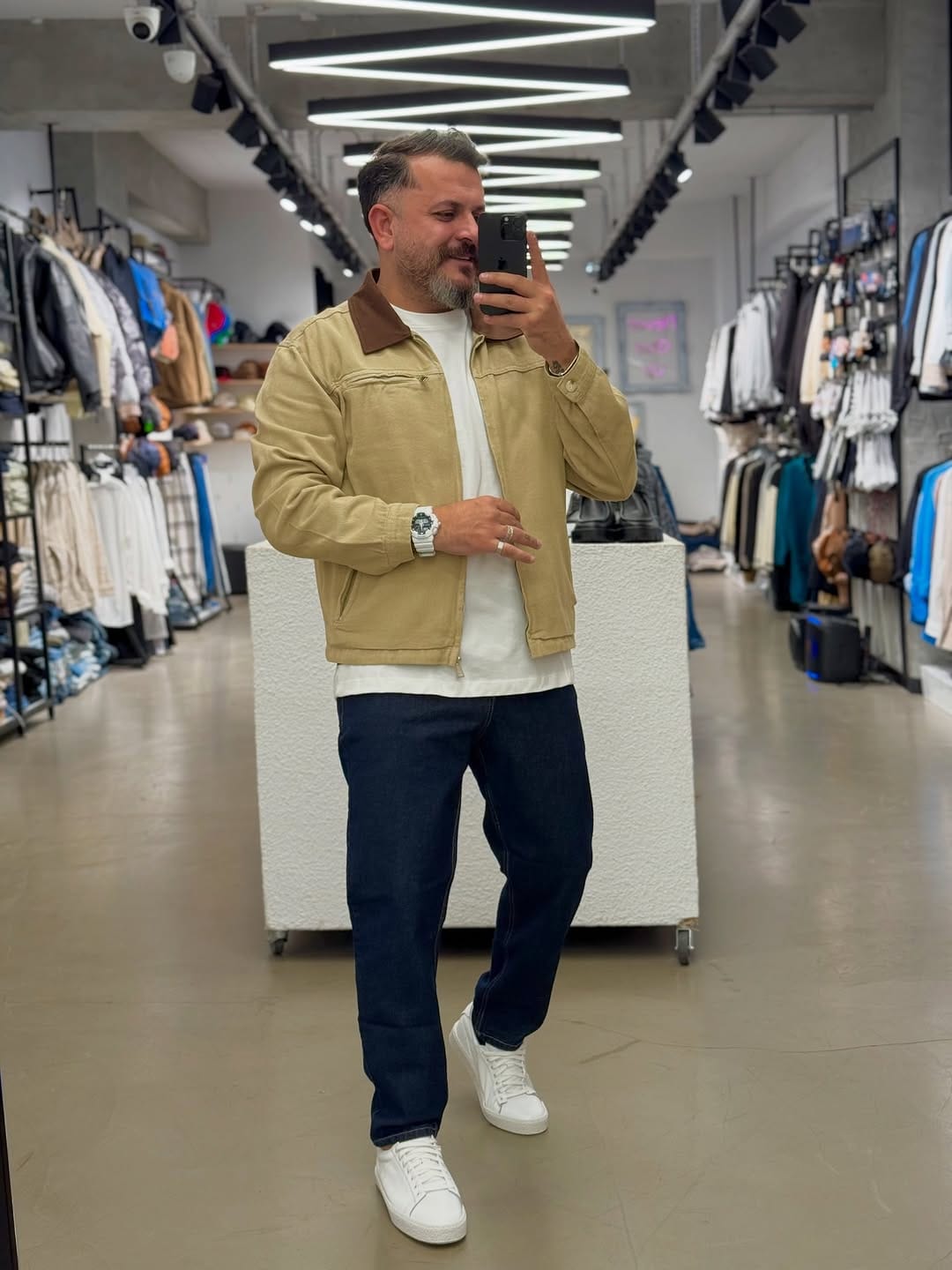 Post 10 by 👑 RZG MODA 👑 on Instagram (carousel)
