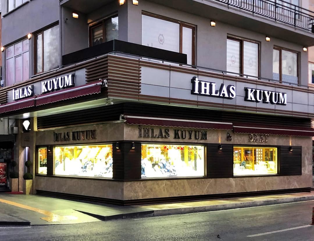 Post 10 by 💎İhlas Kuyum💎 on Instagram (image)