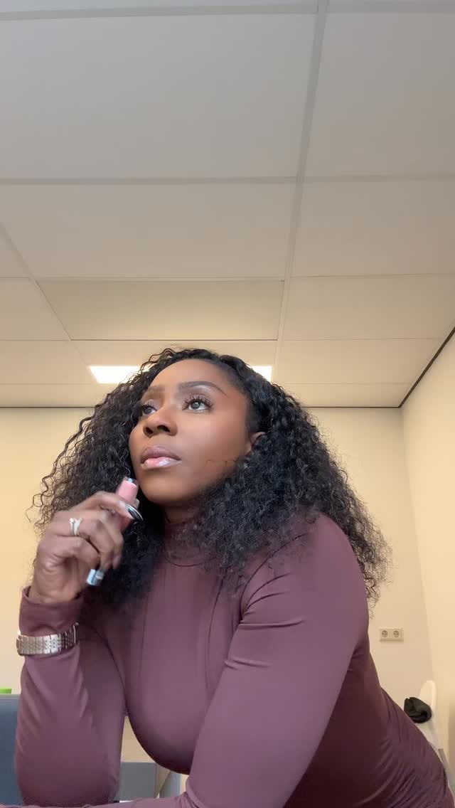 Post 5 by ≋G≋i≋-≋J≋a≋n≋e≋ 🇳🇬🇳🇱 on Instagram (video)