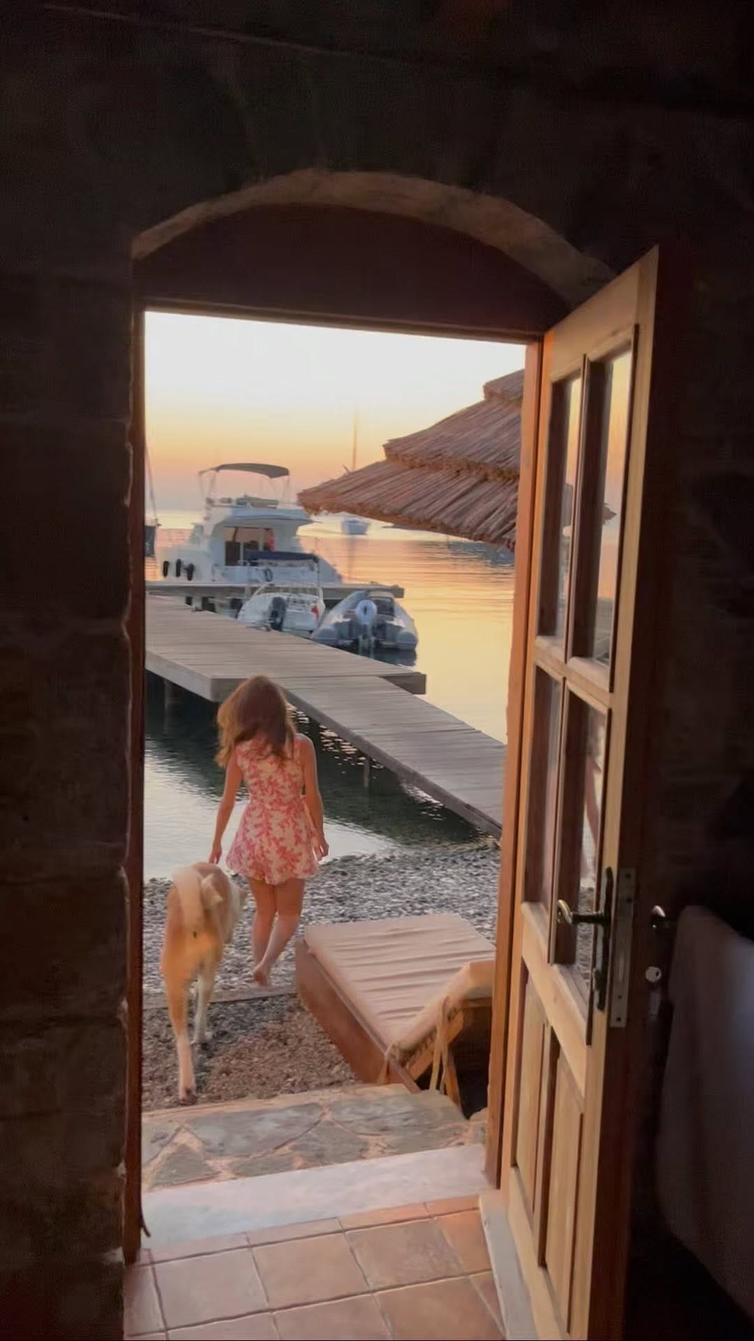 Post 8 by Yeşim Gürel on Instagram (video)