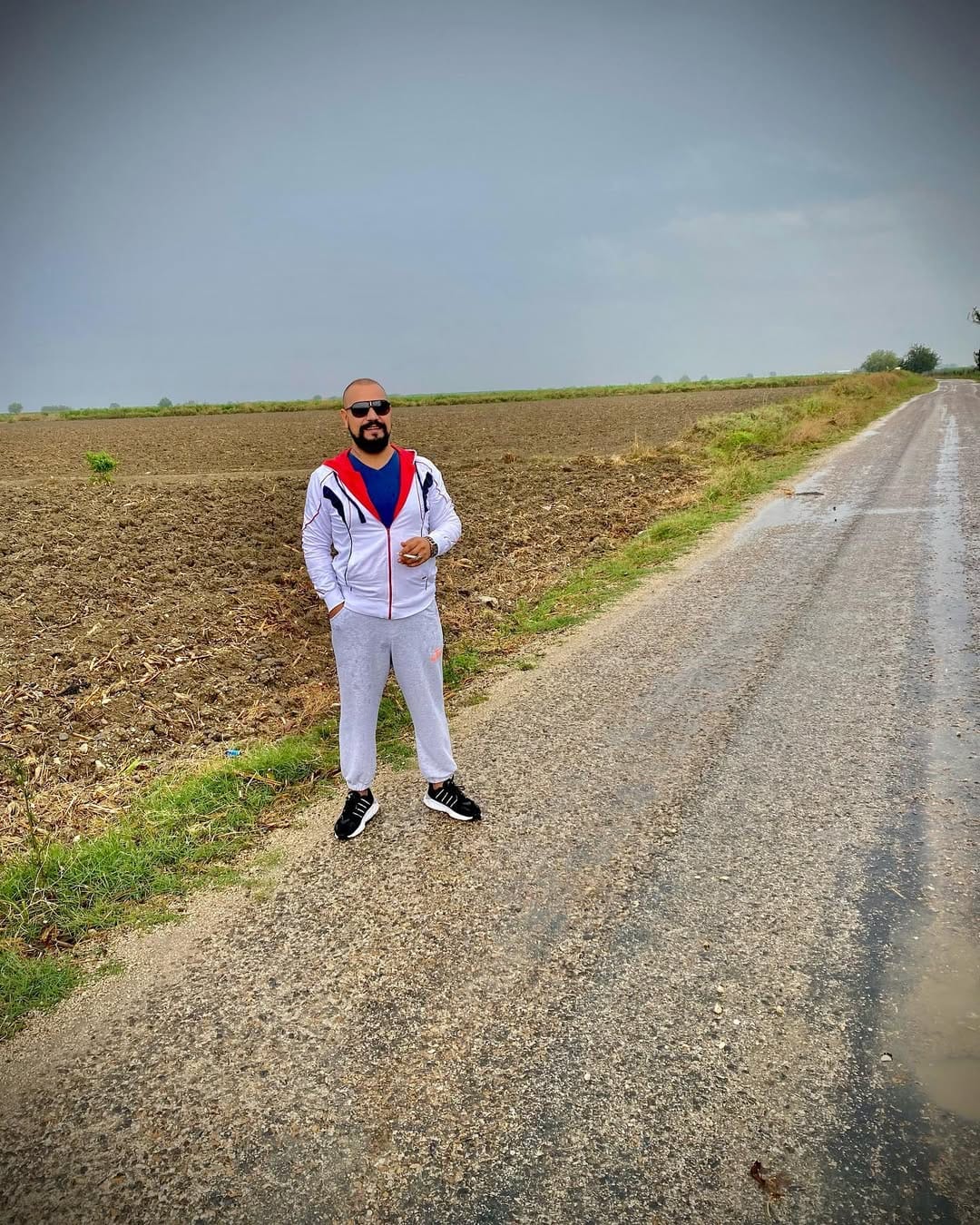 Post 8 by Yılmaz çelik on Instagram (image)