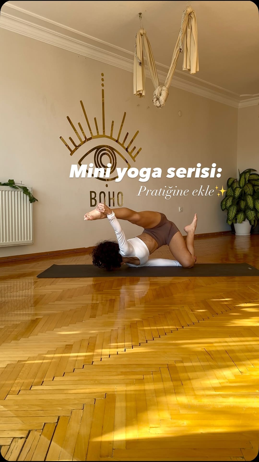 Post 8 by Feyza Öksüz | Yoga 🦋 on Instagram (video)