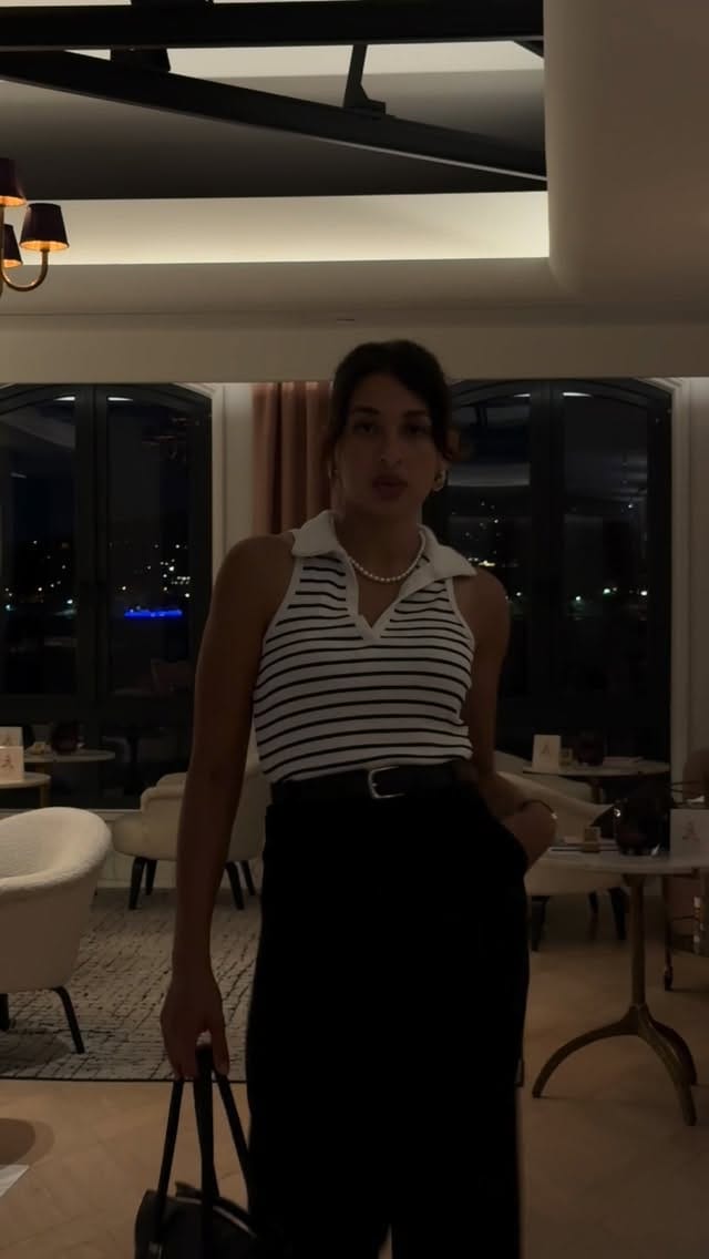 Post 6 by أمل on Instagram (video)