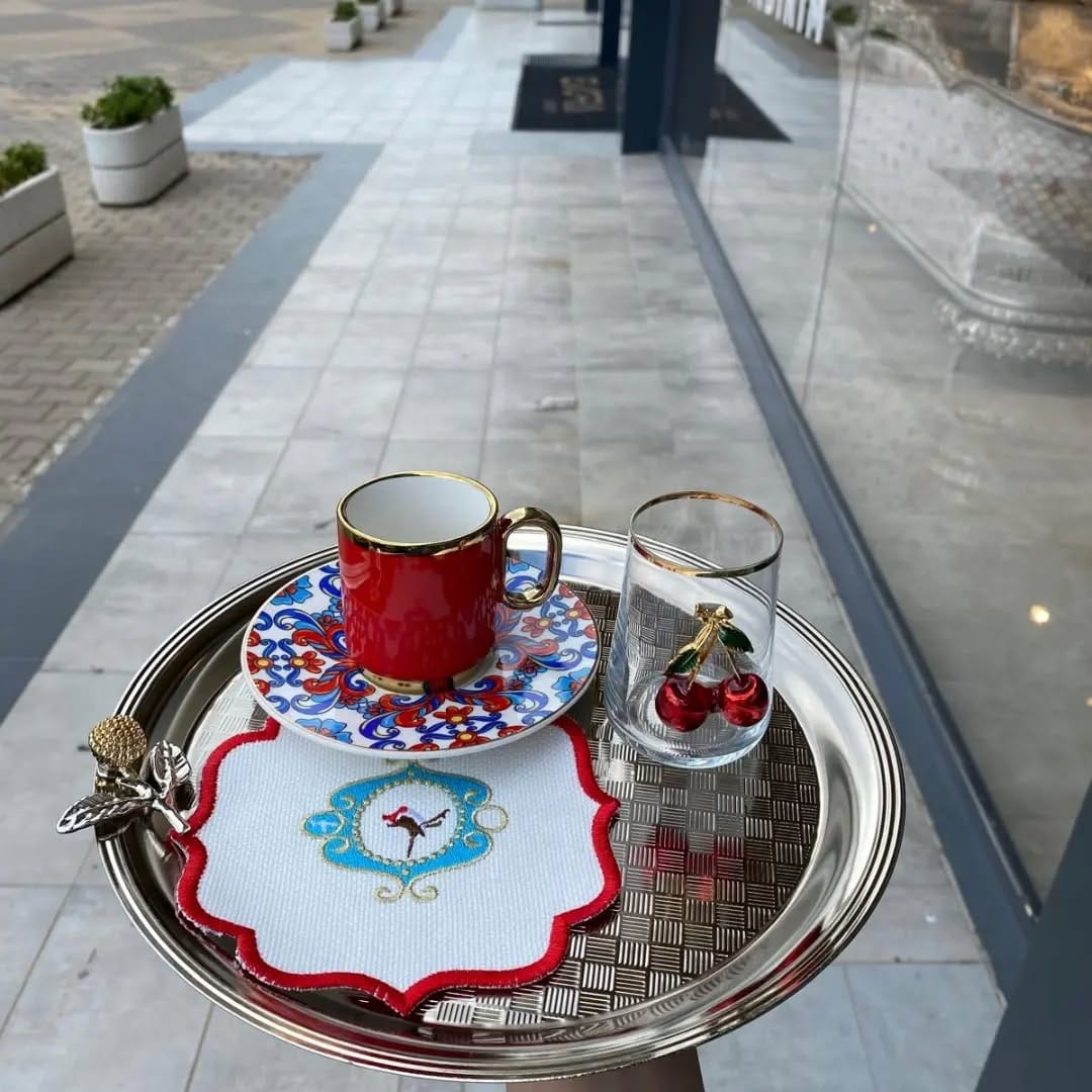 Post 7 by ÖZLEM TUHAFİYE on Instagram (carousel)