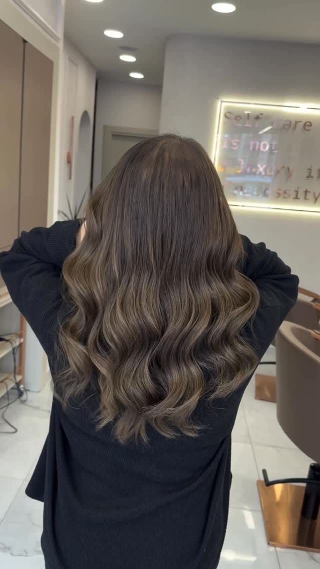 Post 6 by Songül Kaya on Instagram (video)