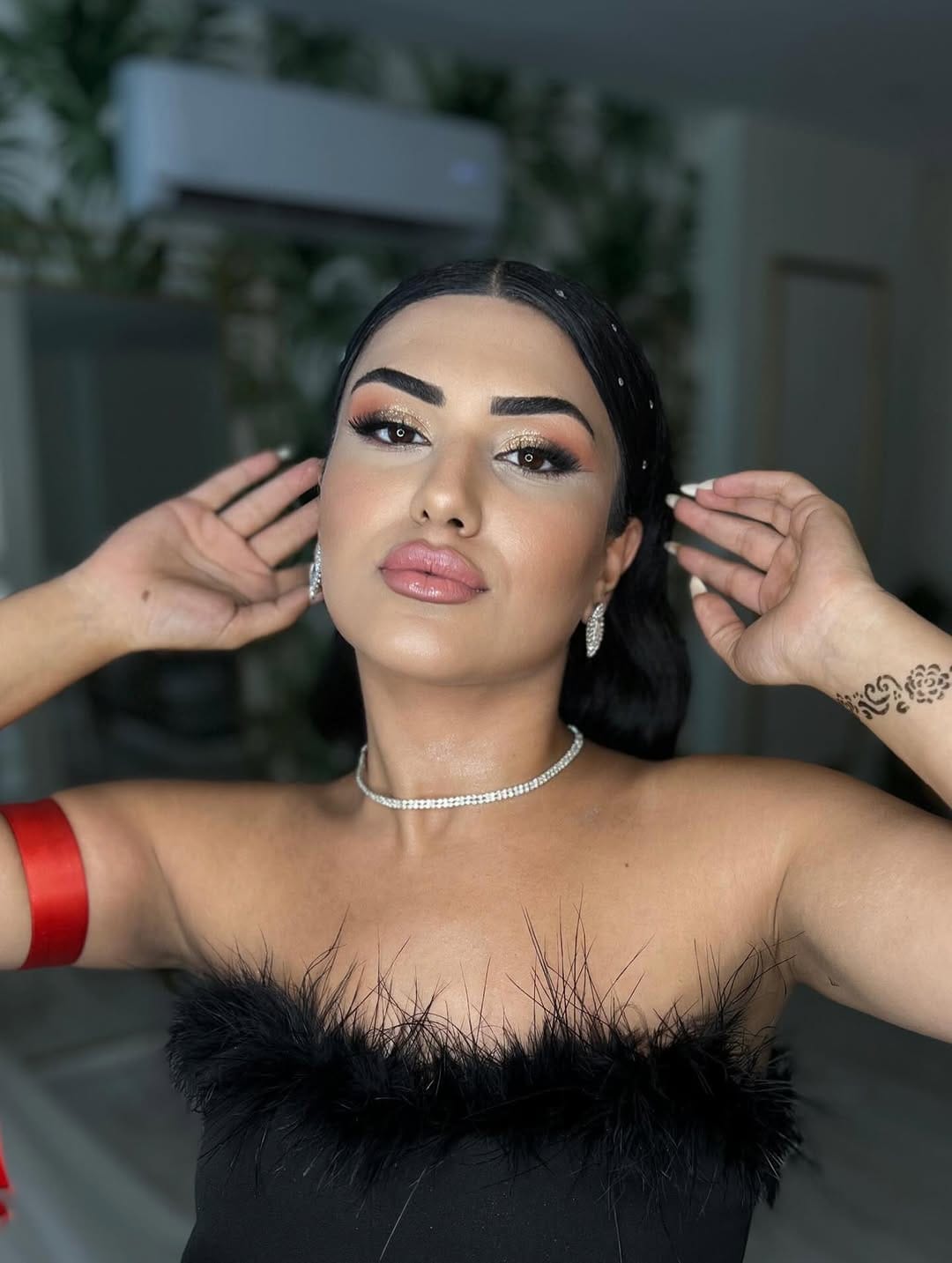 Post 9 by KÜBRA ESEN on Instagram (carousel)