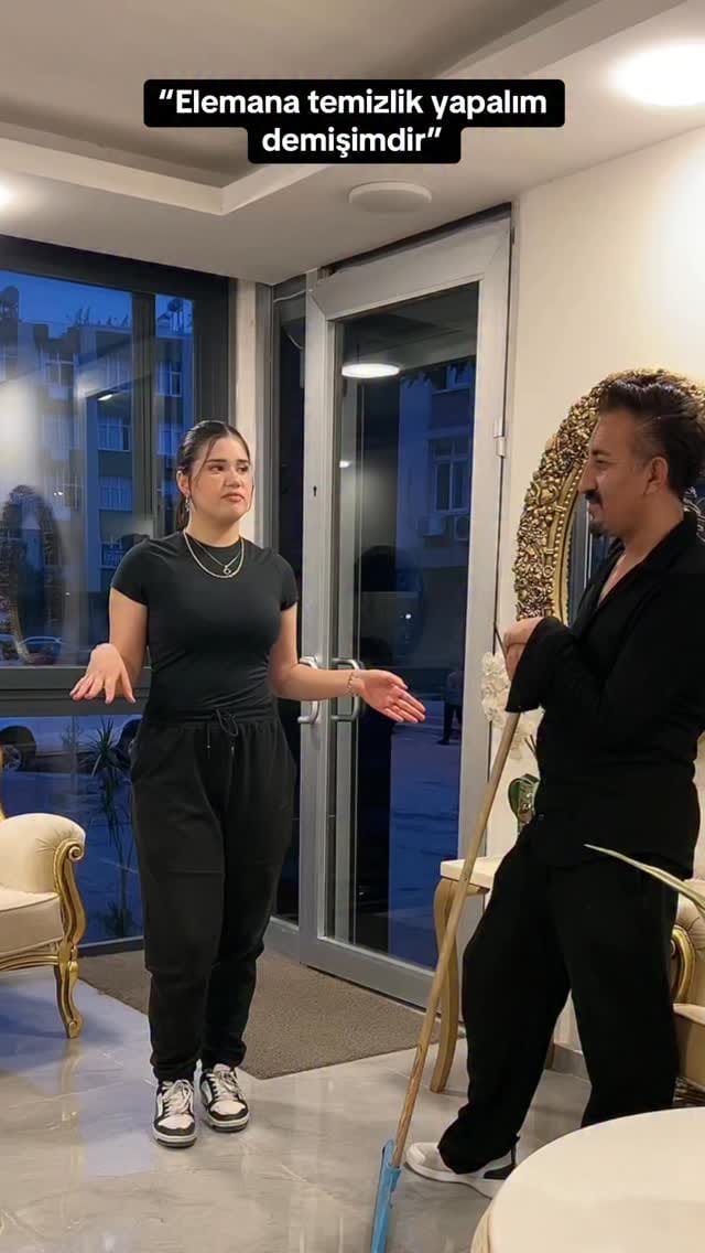 Post 8 by NADİFE DAYAN HAIR DESING on Instagram (video)