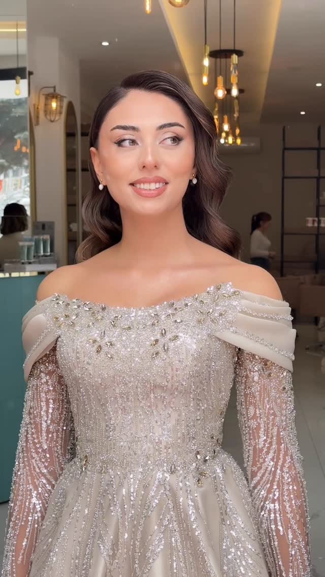 Post 7 by SEVİNA ASADOVA MAKEUP STUDIO on Instagram (video)