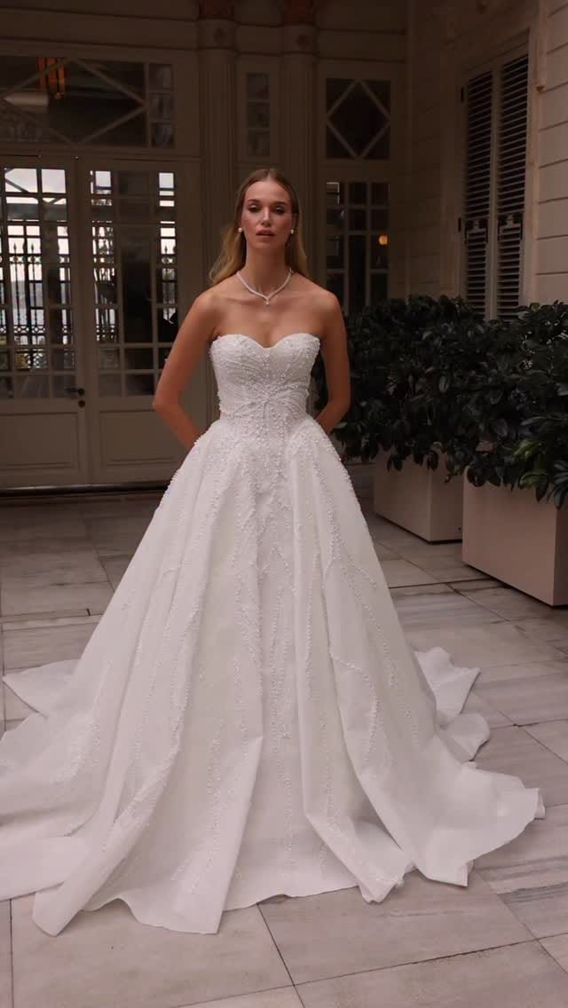 Post 7 by İZ WEDDING HOUSE on Instagram (video)