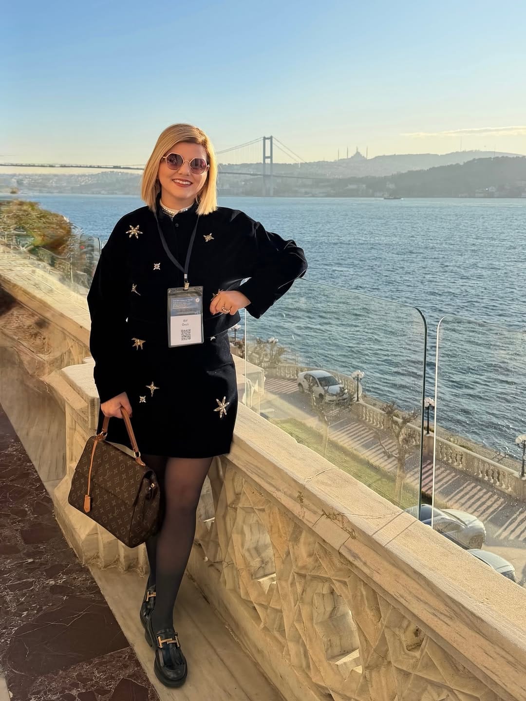 Post 1 by Doç.Dr. Elif ÖNCÜ | Diş Hekimi | İmplantoloji | Ankara on Instagram (carousel)
