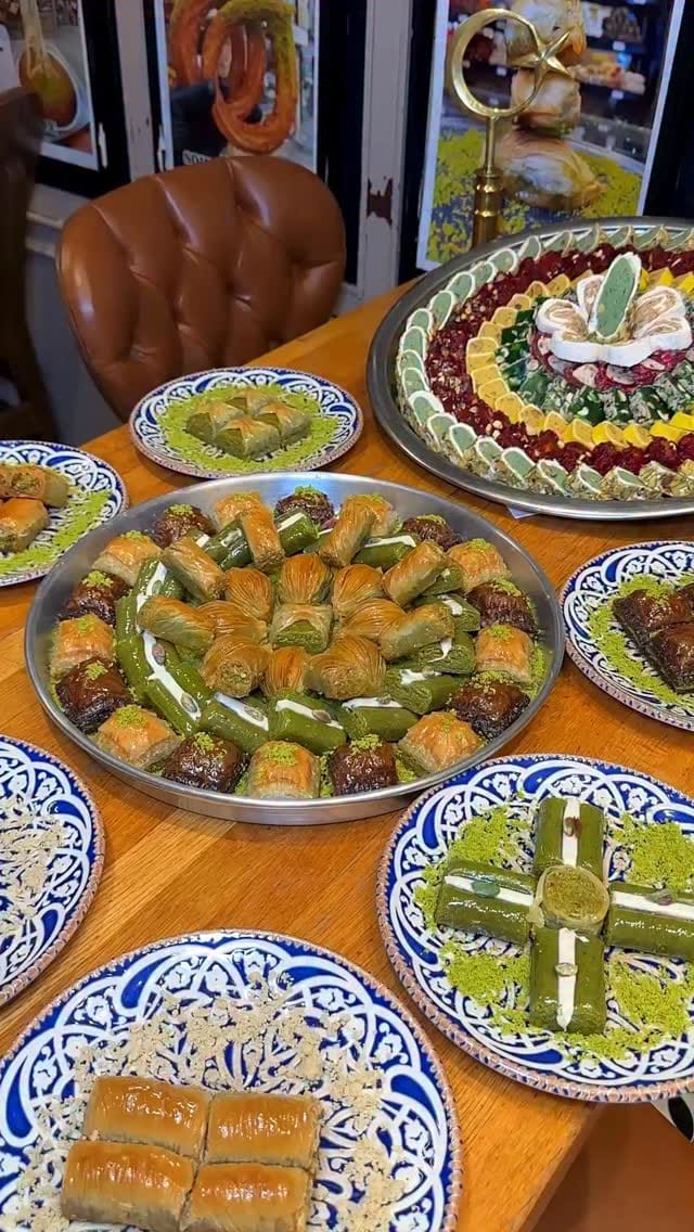 Post 6 by Tatlıcı Safa on Instagram (video)