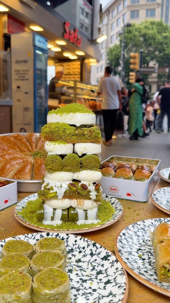 Post 9 by Tatlıcı Safa on Instagram (video)