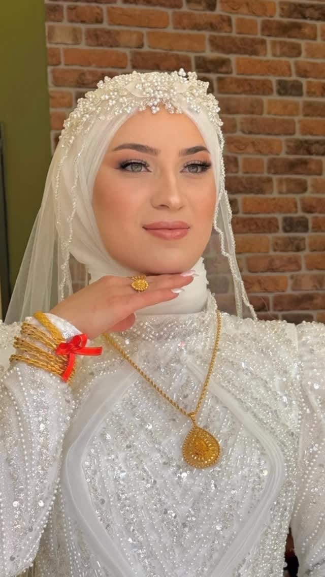Post 2 by *Emel Bakırcı* on Instagram (video)