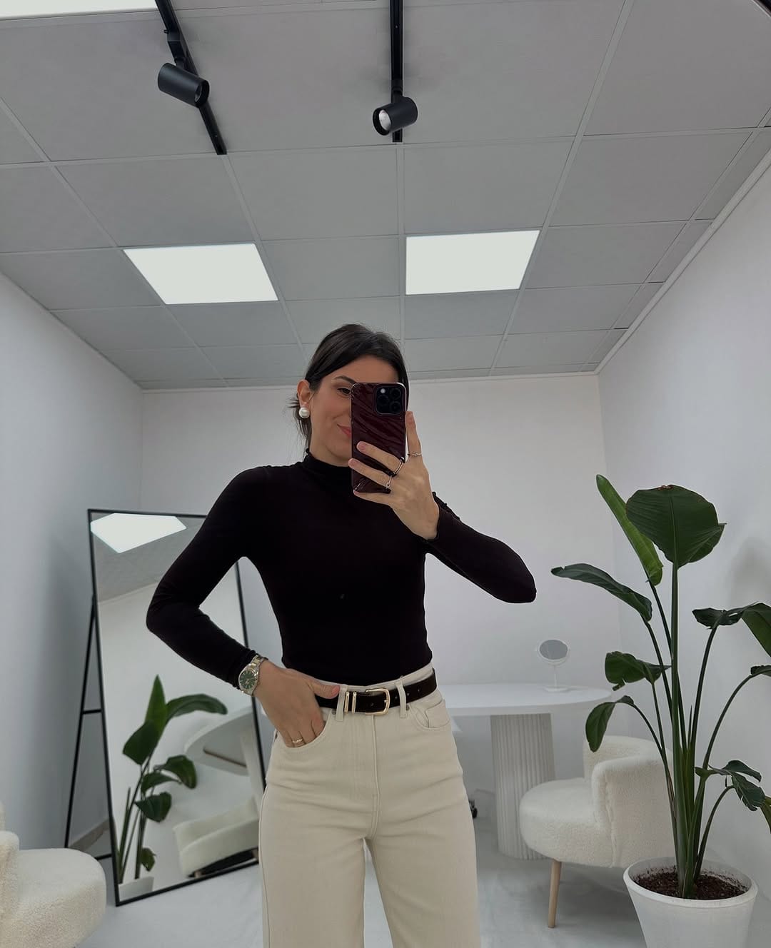 Post 8 by B U T İ Ğ İ M .com on Instagram (carousel)
