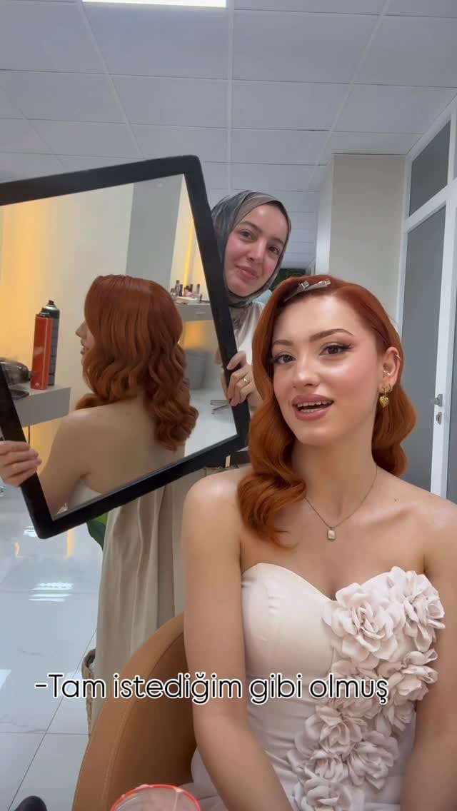 Post 5 by Kübra-Ayşegül-Büşra on Instagram (video)