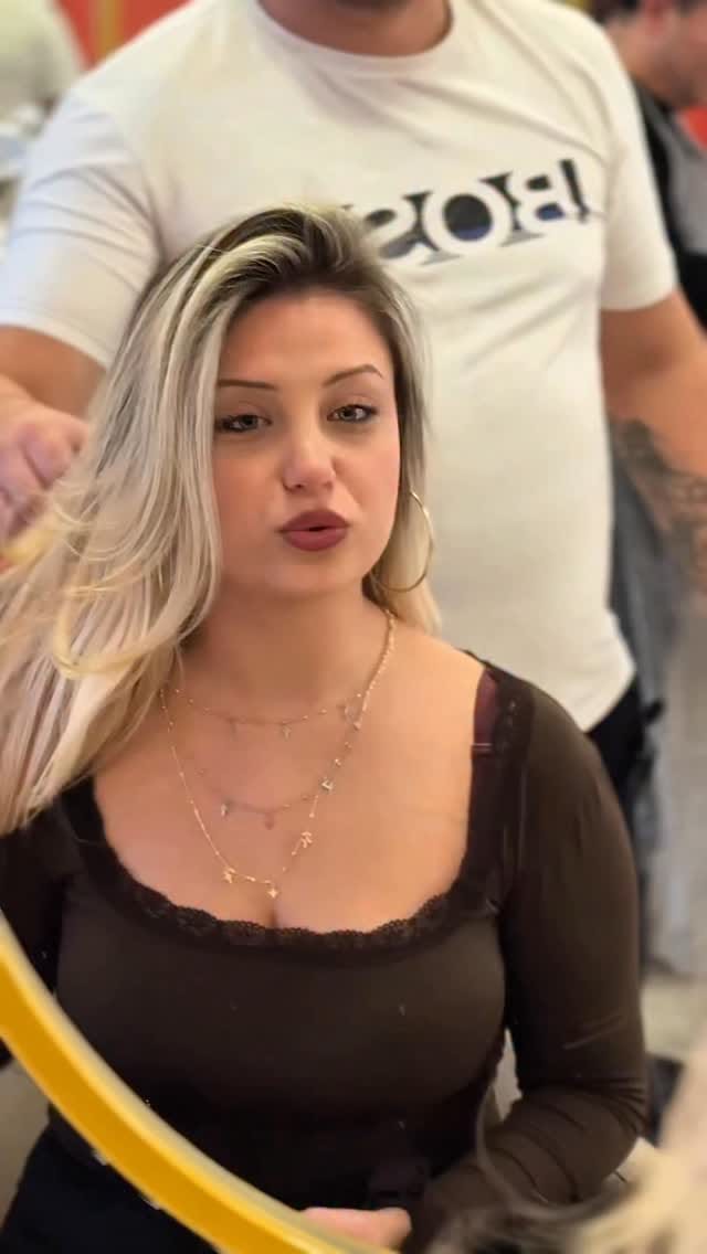 Post 8 by Mosi Kuaför on Instagram (video)