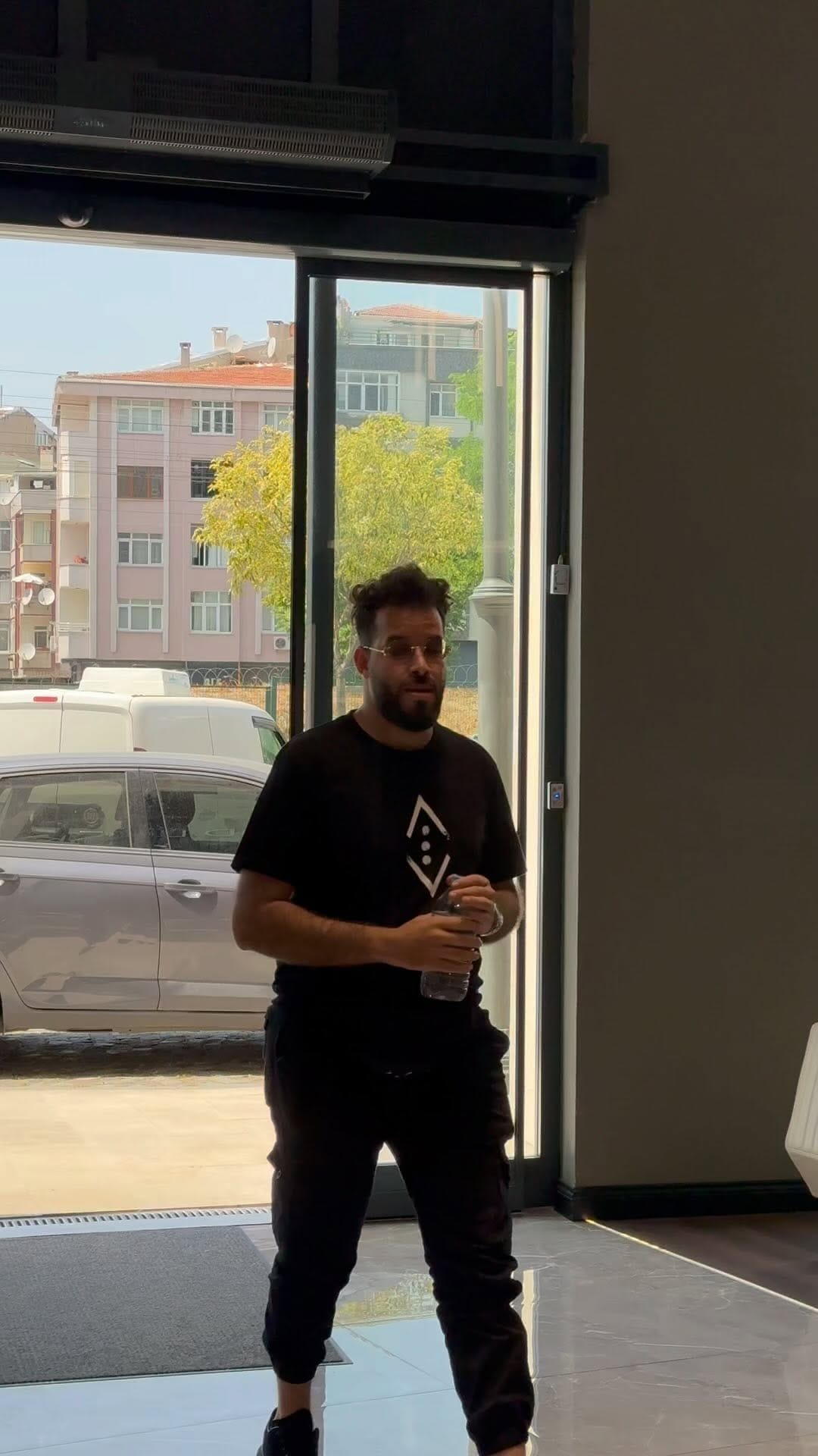 Post 9 by Mounir Elhouari on Instagram (video)