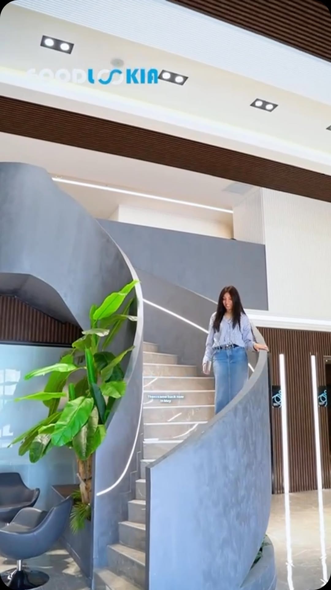 Post 8 by Mounir Elhouari on Instagram (video)