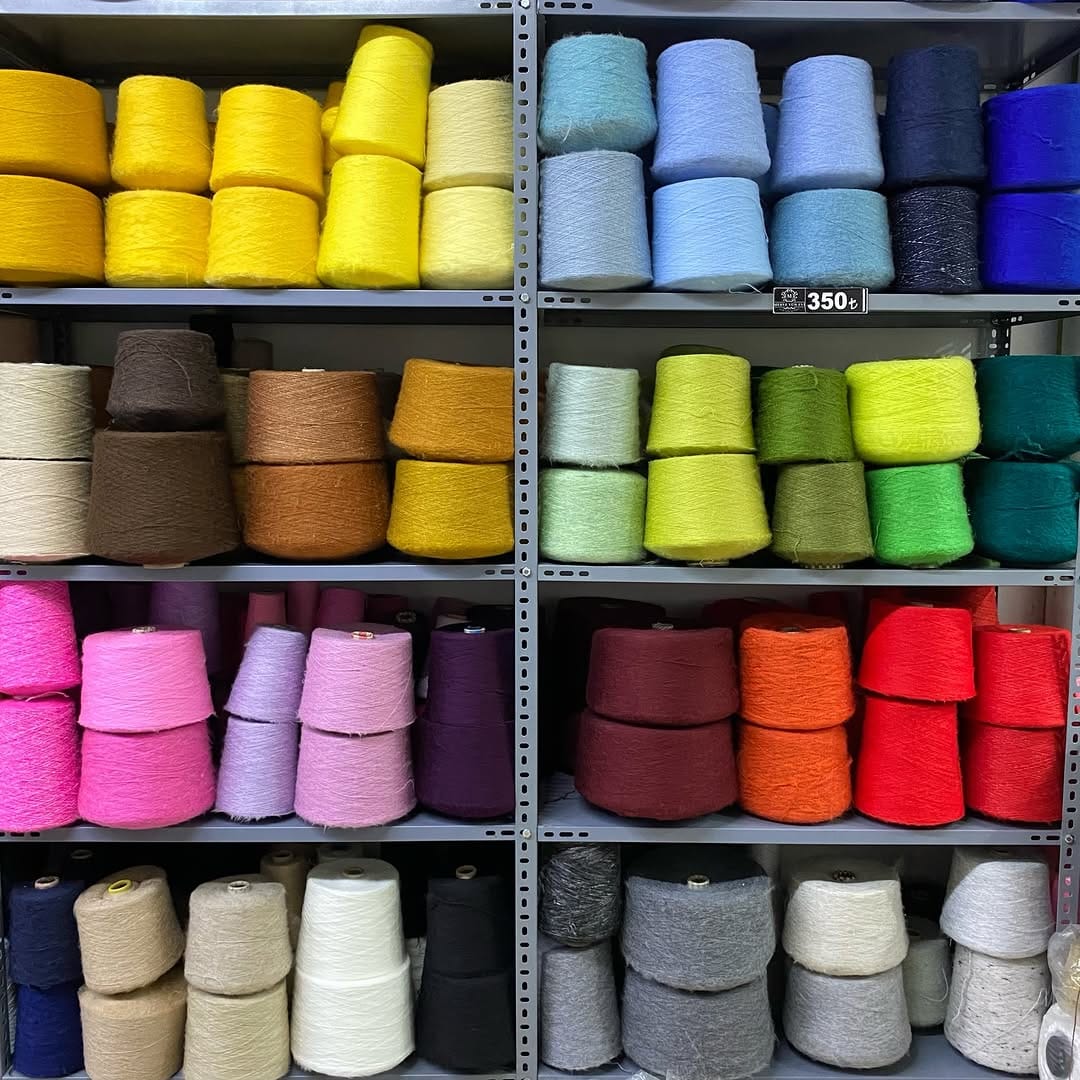 Post 2 by Merve yünevi on Instagram (image)