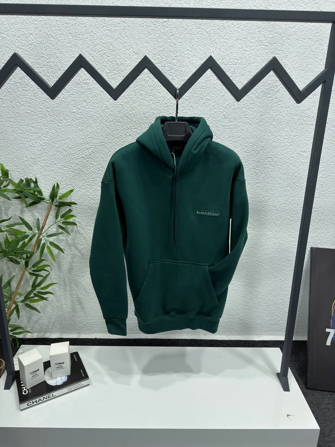 Post 8 by 733wear on Instagram (image)