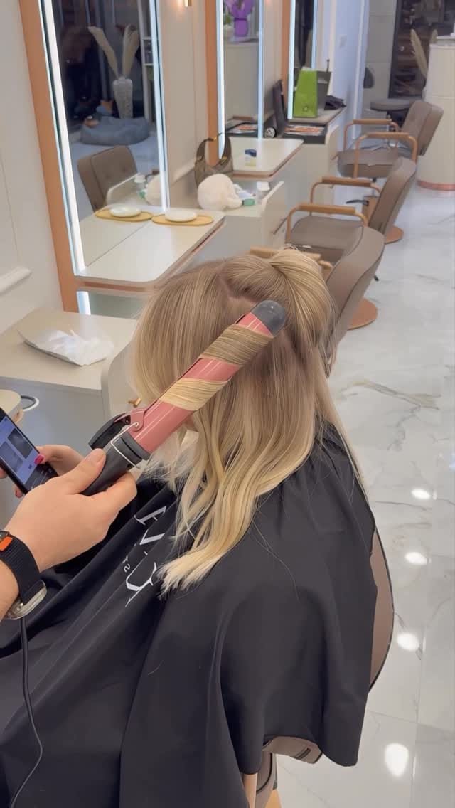 Post 8 by iLHAN KAYMAK on Instagram (video)