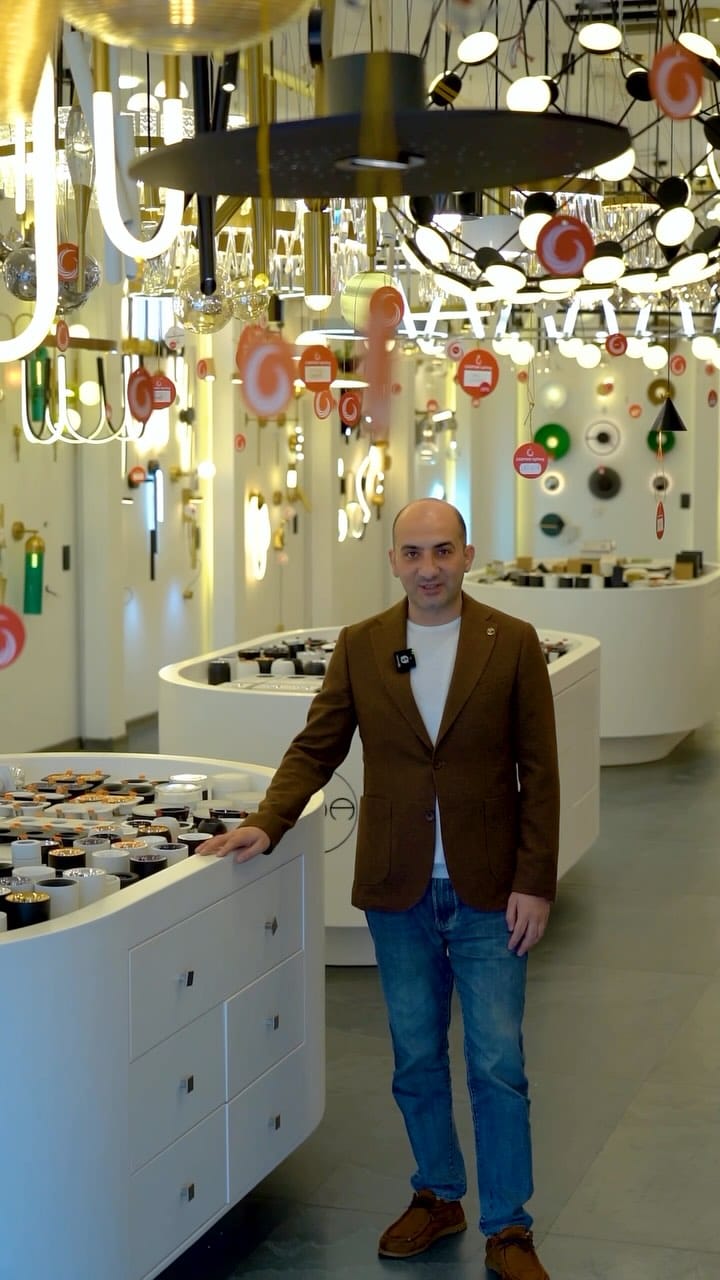 Post 9 by Caspian Lighting - İşıqlandırma vasitələri on Instagram (video)
