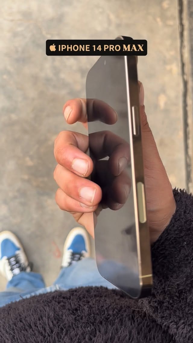Post 3 by Fones4u on Instagram (video)