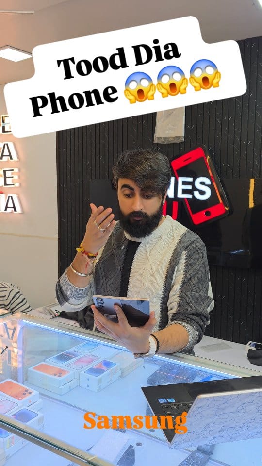 Post 5 by Fones4u on Instagram (video)