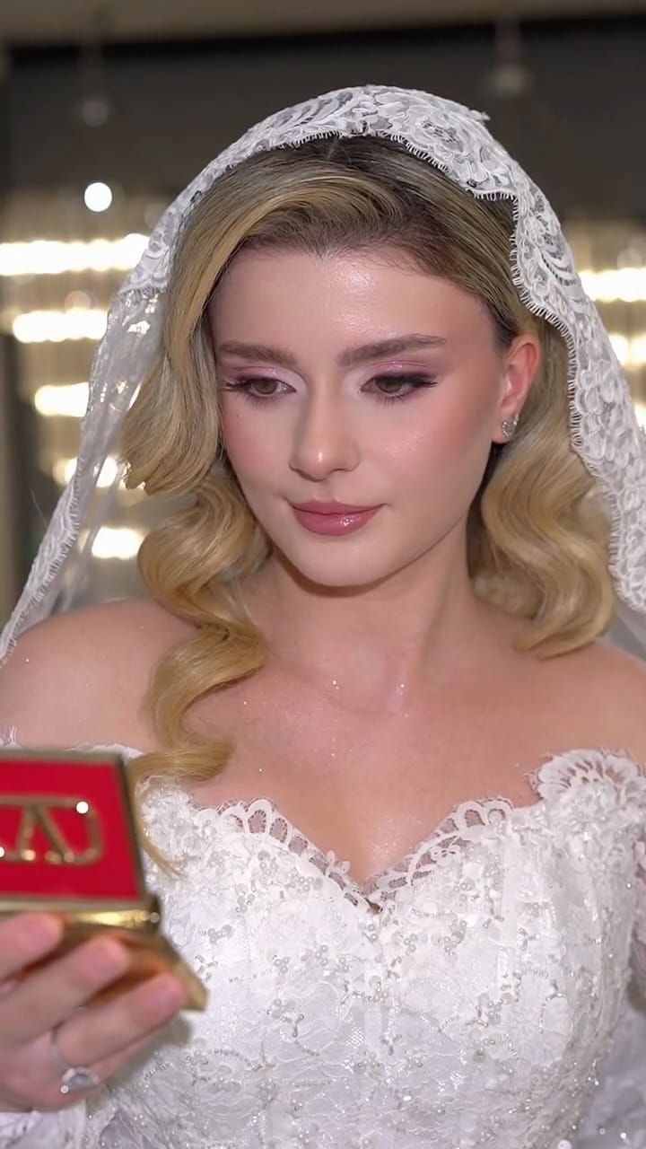 Post 1 by 🕊Eyubova Elza 🕊 on Instagram (video)