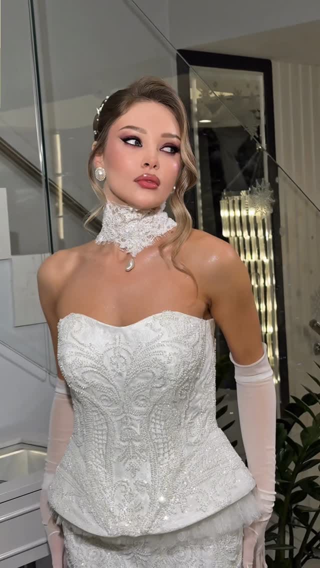 Post 6 by 🕊Eyubova Elza 🕊 on Instagram (video)