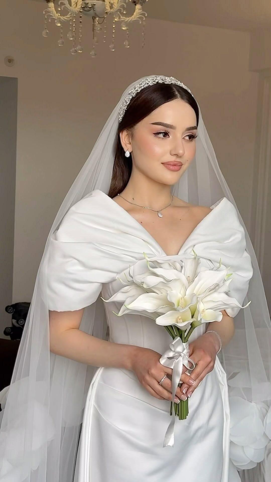 Post 10 by 🕊Eyubova Elza 🕊 on Instagram (video)
