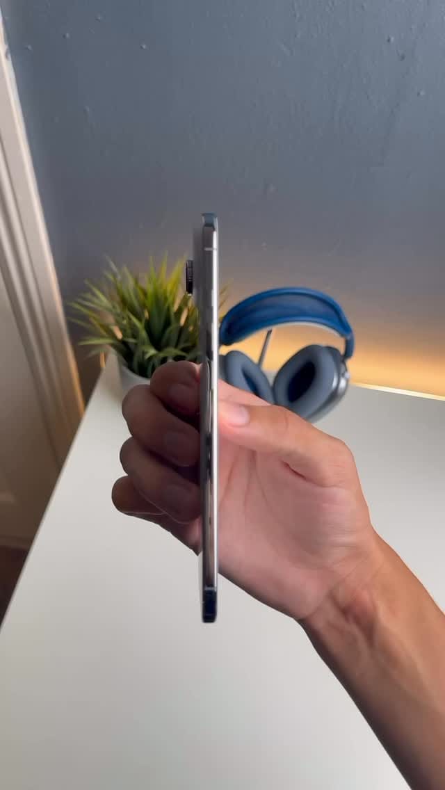 Post 4 by IPHONE ,SAMSUNG on Instagram (video)