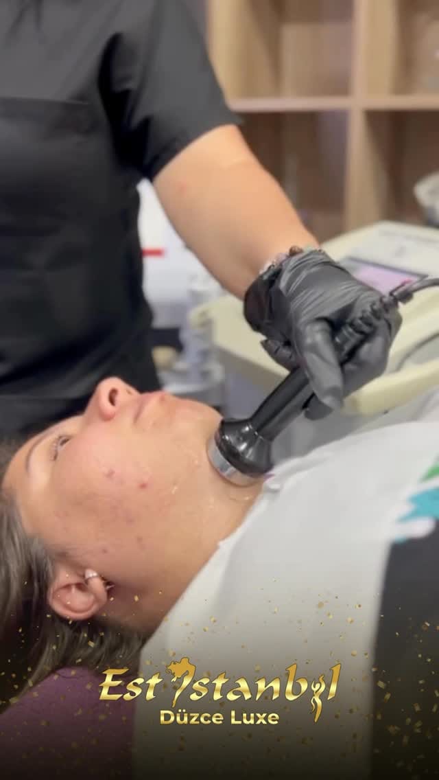 Post 8 by estistanbulduzcedeluxe on Instagram (video)