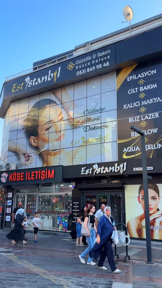 Post 3 by estistanbulduzcedeluxe on Instagram (video)