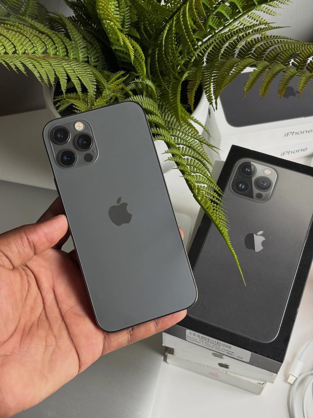 Post 4 by WE BUY SMART PHONES on Instagram (carousel)