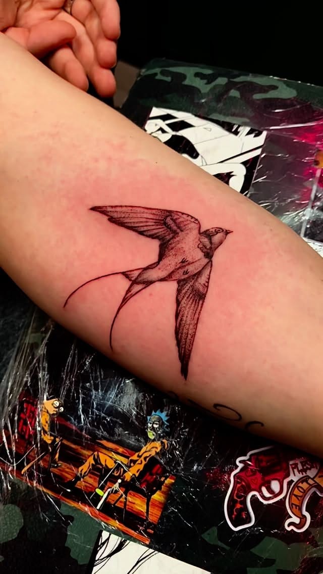 Post 2 by Tattoo artist| تتو آرتیست on Instagram (video)
