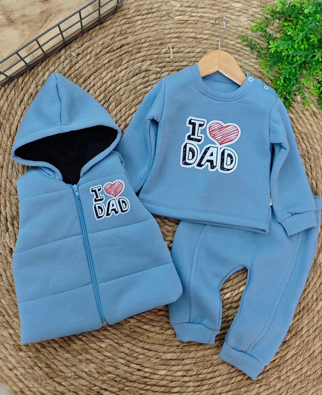 Post 6 by awesome-baby-kids on Instagram (carousel)