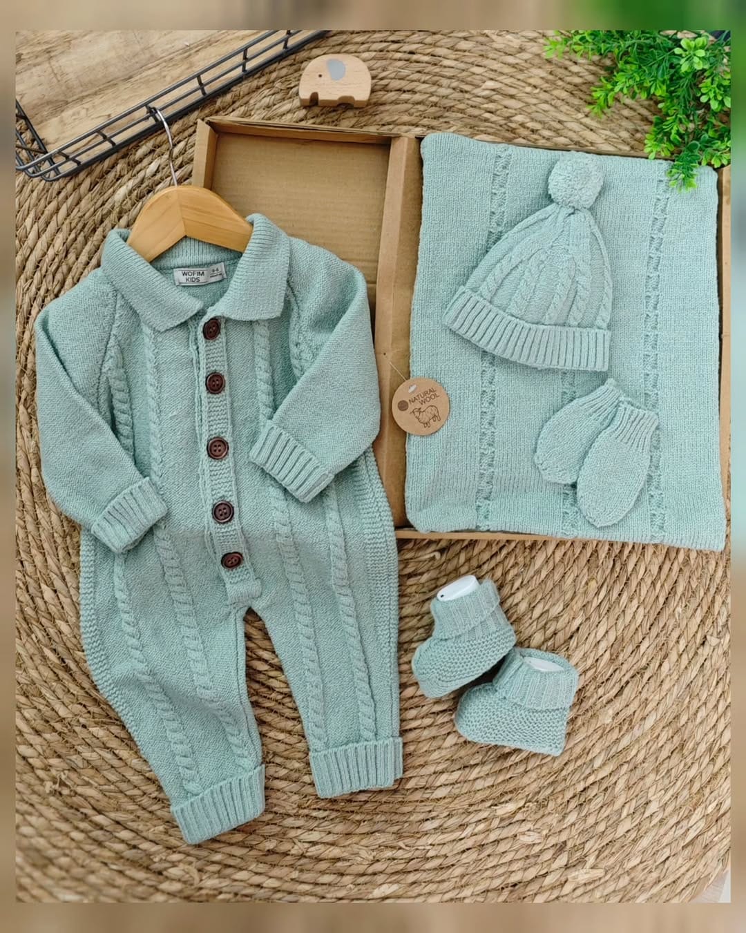 Post 1 by awesome-baby-kids on Instagram (carousel)