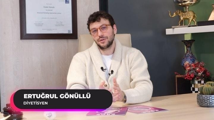 Post 10 by Özden Gönüllü on Instagram (video)